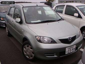 2004 Mazda Demio