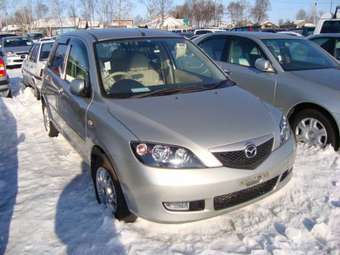 2004 Mazda Demio