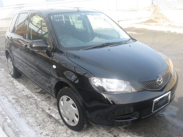 2004 Mazda Demio