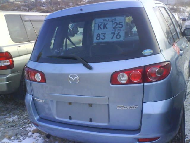 2004 Mazda Demio