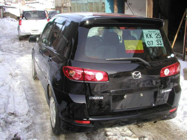 2004 Mazda Demio