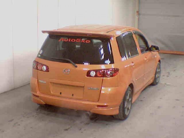 2004 Mazda Demio