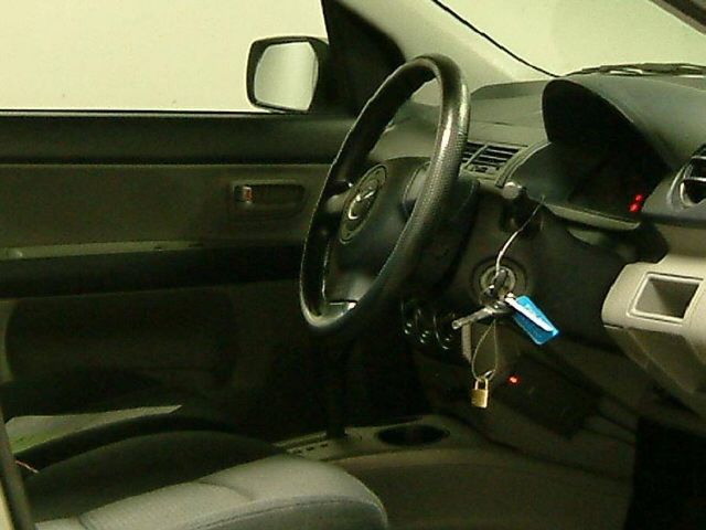 2004 Mazda Demio