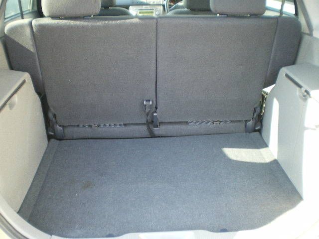 2004 Mazda Demio