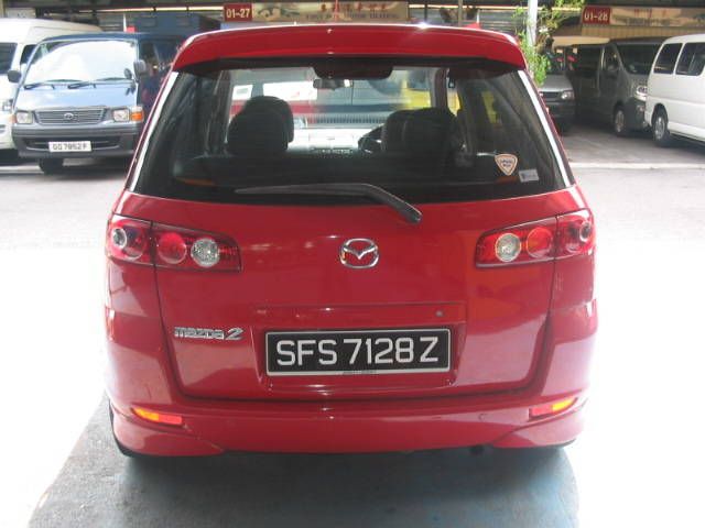 2004 Mazda Demio