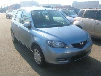 2004 Mazda Demio