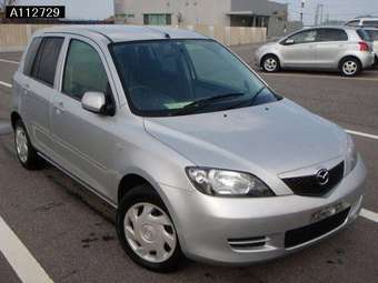 2004 Mazda Demio