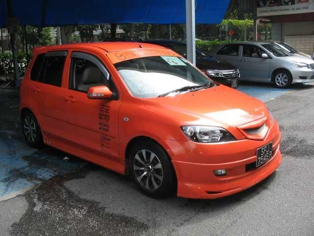 2004 Mazda Demio