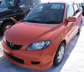 2004 Mazda Demio