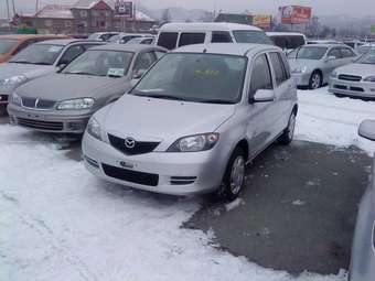 2004 Mazda Demio