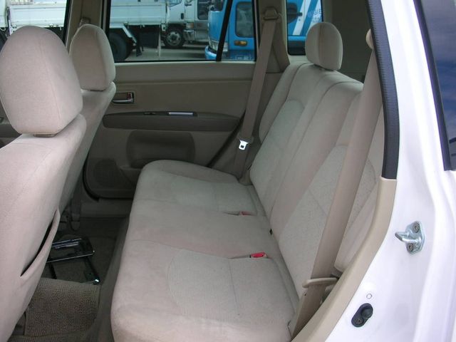 2004 Mazda Demio