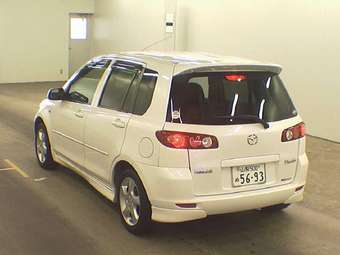 2004 Mazda Demio