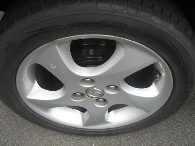 2004 Mazda Demio
