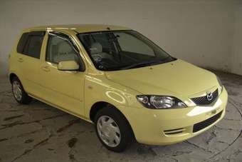 2004 Mazda Demio