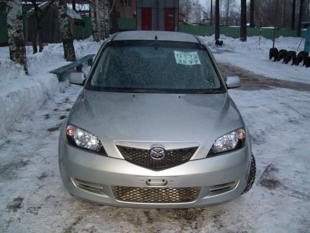 2004 Mazda Demio