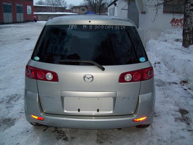 2004 Mazda Demio