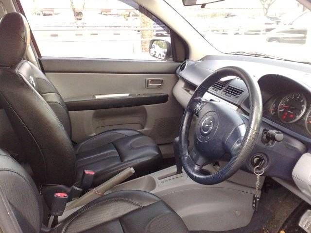 2004 Mazda Demio