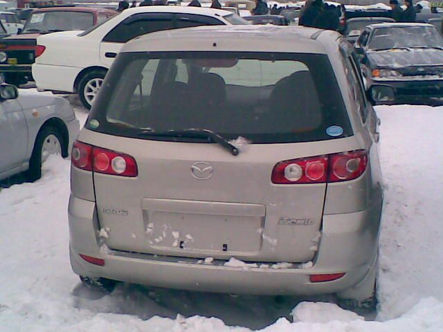 2004 Mazda Demio