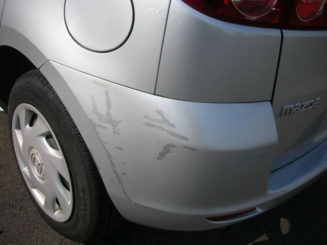 2004 Mazda Demio