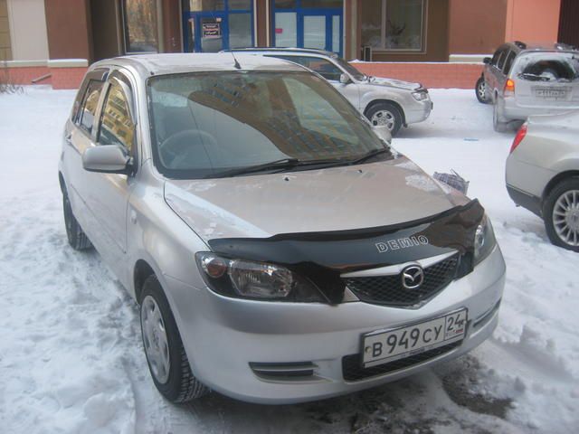 2004 Mazda Demio