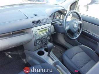 2004 Mazda Demio