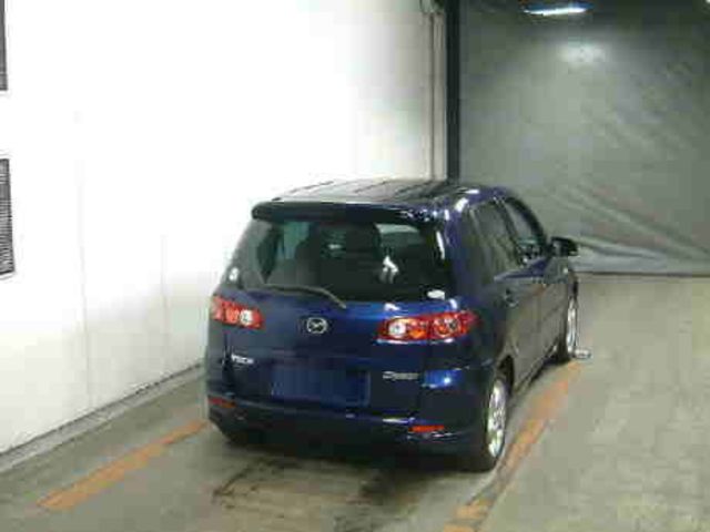 2004 Mazda Demio