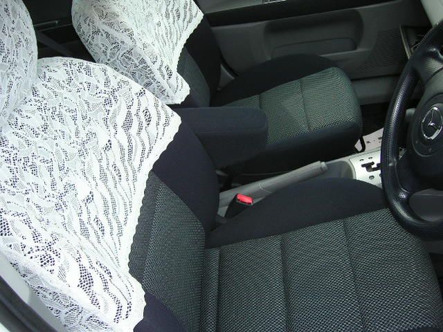 2004 Mazda Demio