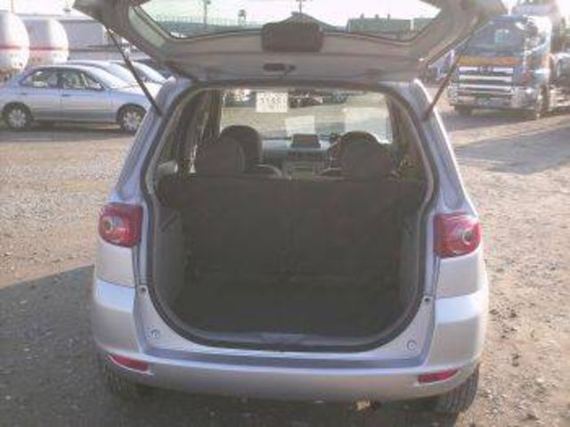 2004 Mazda Demio