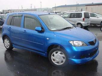 2004 Mazda Demio