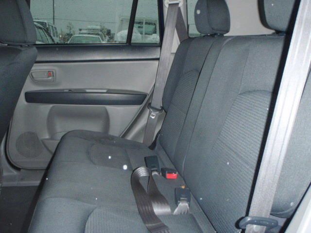 2004 Mazda Demio