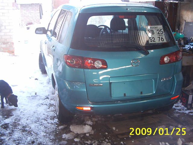 2004 Mazda Demio