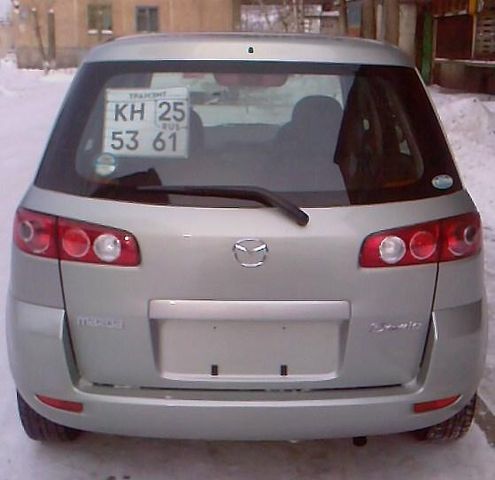 2004 Mazda Demio