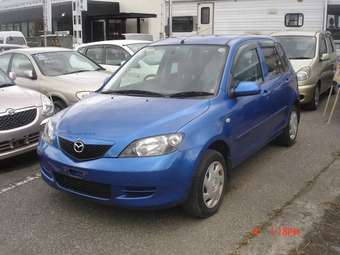 2004 Mazda Demio