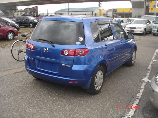 2004 Mazda Demio