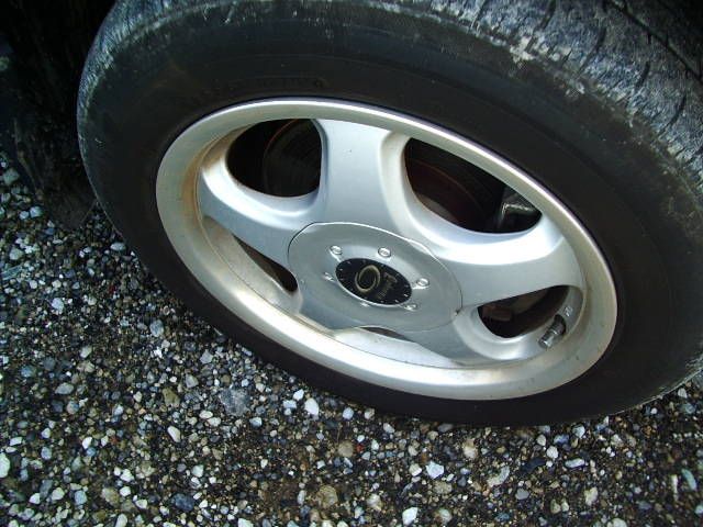 2004 Mazda Demio
