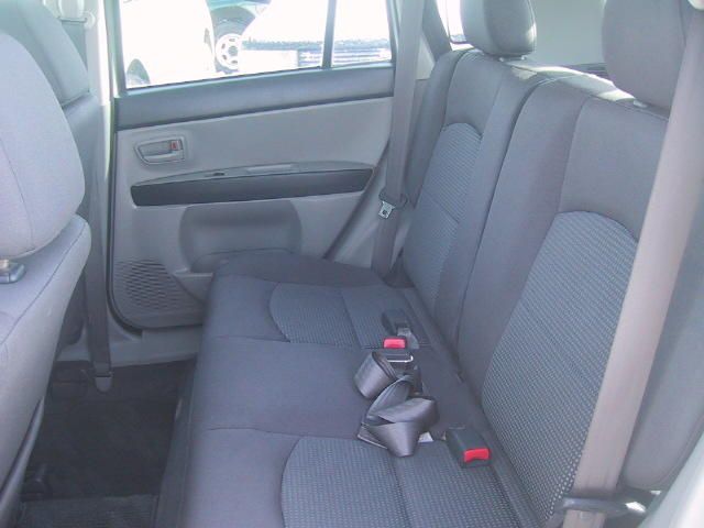 2004 Mazda Demio