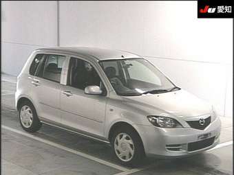 2004 Mazda Demio