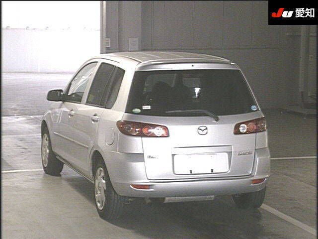 2004 Mazda Demio