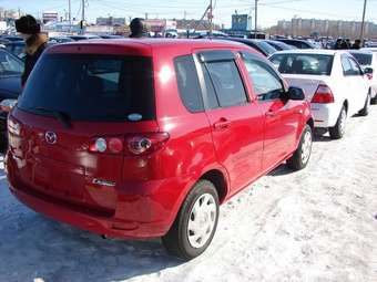 2004 Mazda Demio Wallpapers