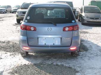 2004 Mazda Demio Pictures