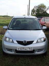 2004 Mazda Demio Pictures