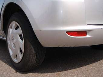 2004 Mazda Demio Photos