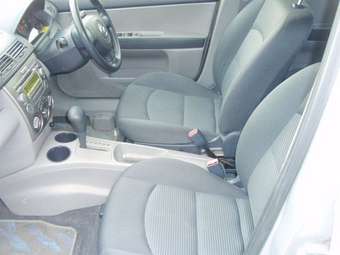2004 Mazda Demio Wallpapers