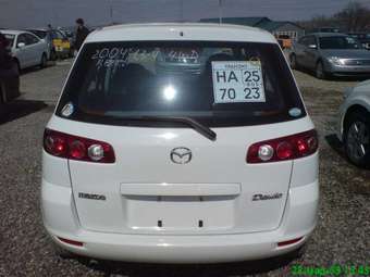 2004 Mazda Demio Pictures