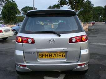 2004 Mazda Demio Pictures