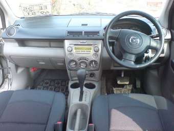 2004 Mazda Demio For Sale