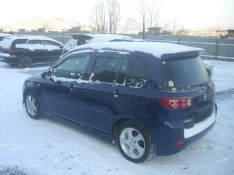 2004 Mazda Demio Pics