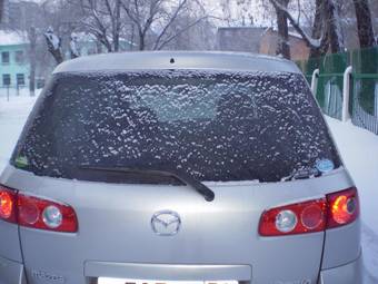 2004 Mazda Demio Photos