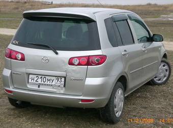 2004 Mazda Demio Pictures