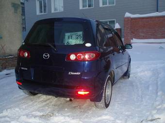 2004 Mazda Demio Images